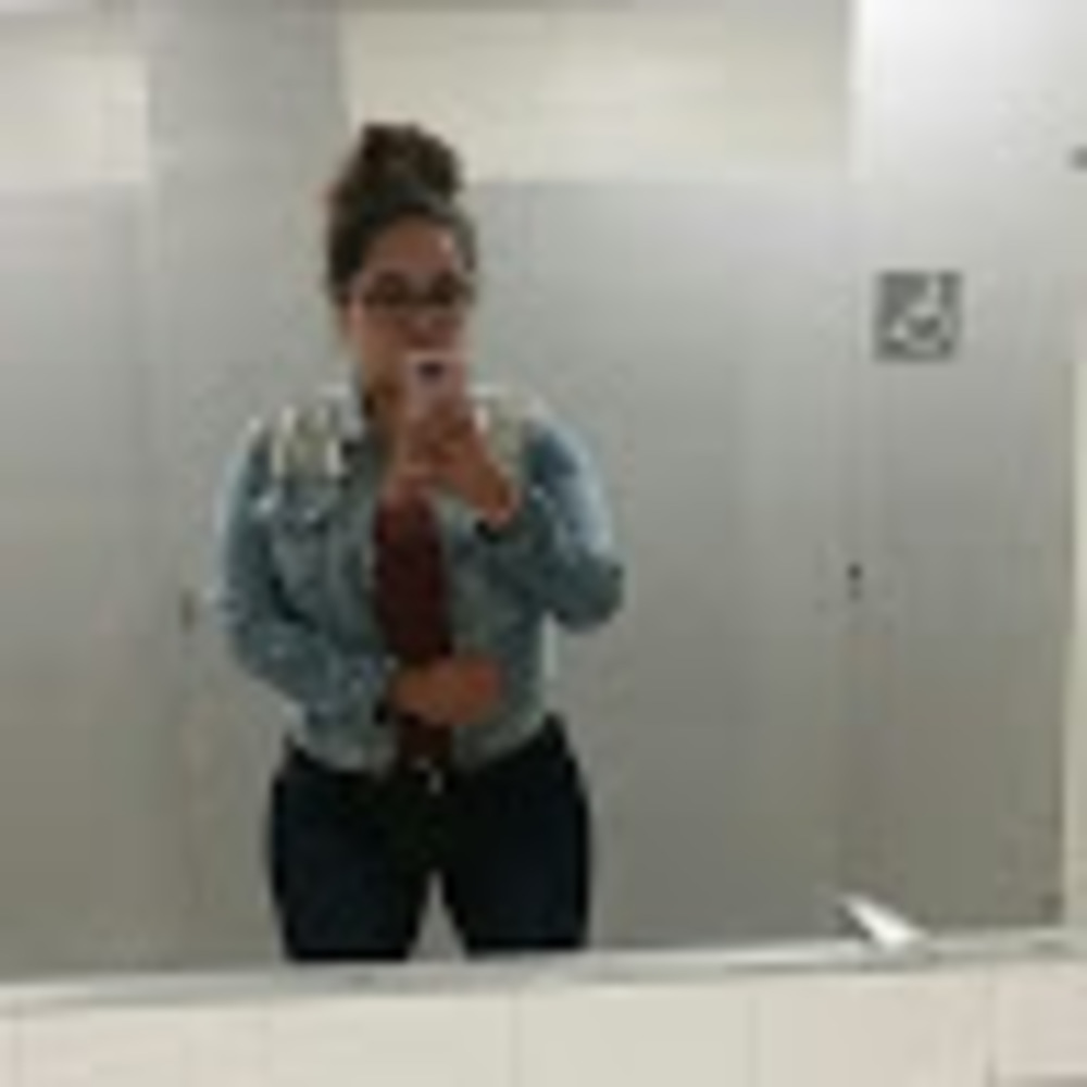 Meet your Posher, Elaine